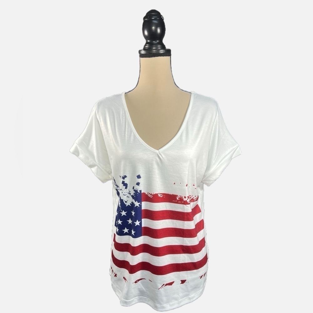 NWT Shall We Bright White Tee Womens size Small